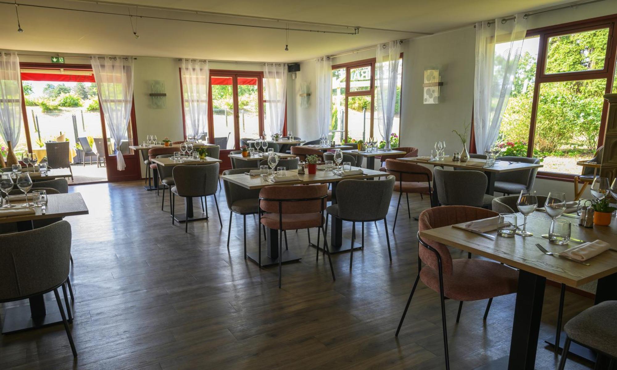 Hotel Restaurant Au Relais D'Alsace Rouffach Esterno foto