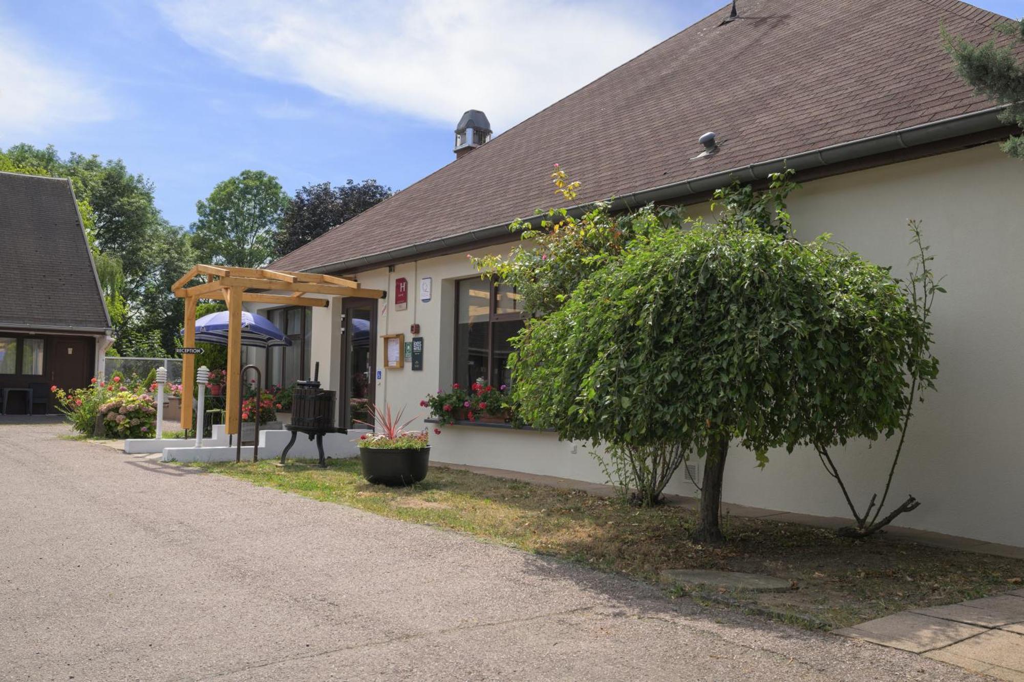 Hotel Restaurant Au Relais D'Alsace Rouffach Esterno foto